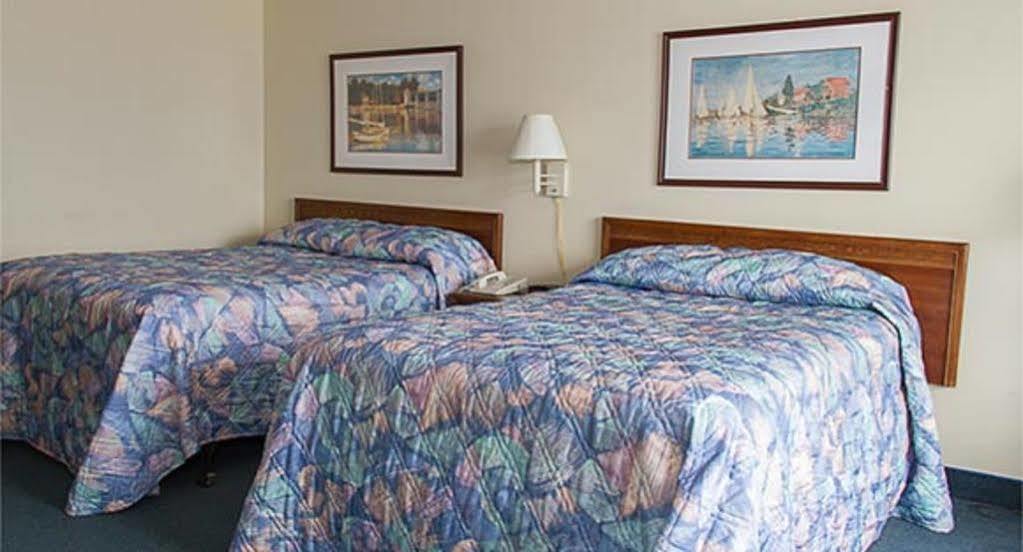 Hampton House Hotel Kültér fotó